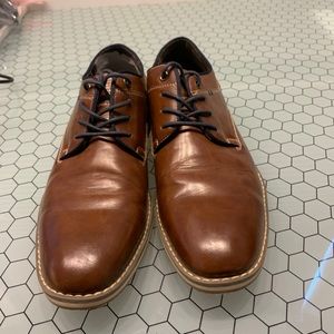 Dress shoes